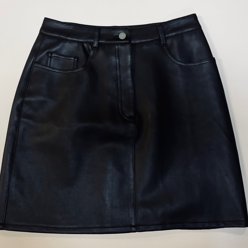 NY Jeans 10 Black Faux Leather Mini Skirt 80s 90s Grunge Retro Moto Biker Hippie